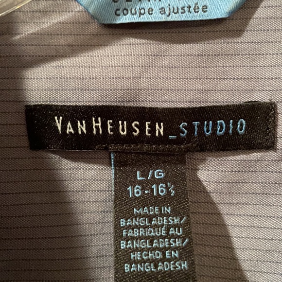 Van Heusen Studio Button Shirt Men's size Large - Picture 3 of 3